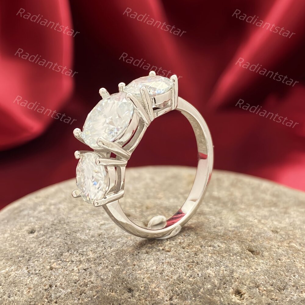 NEW Certified 4ct. t.w. Moissanite Past Present Future 3 Stone Ring - Picture 5 of 7